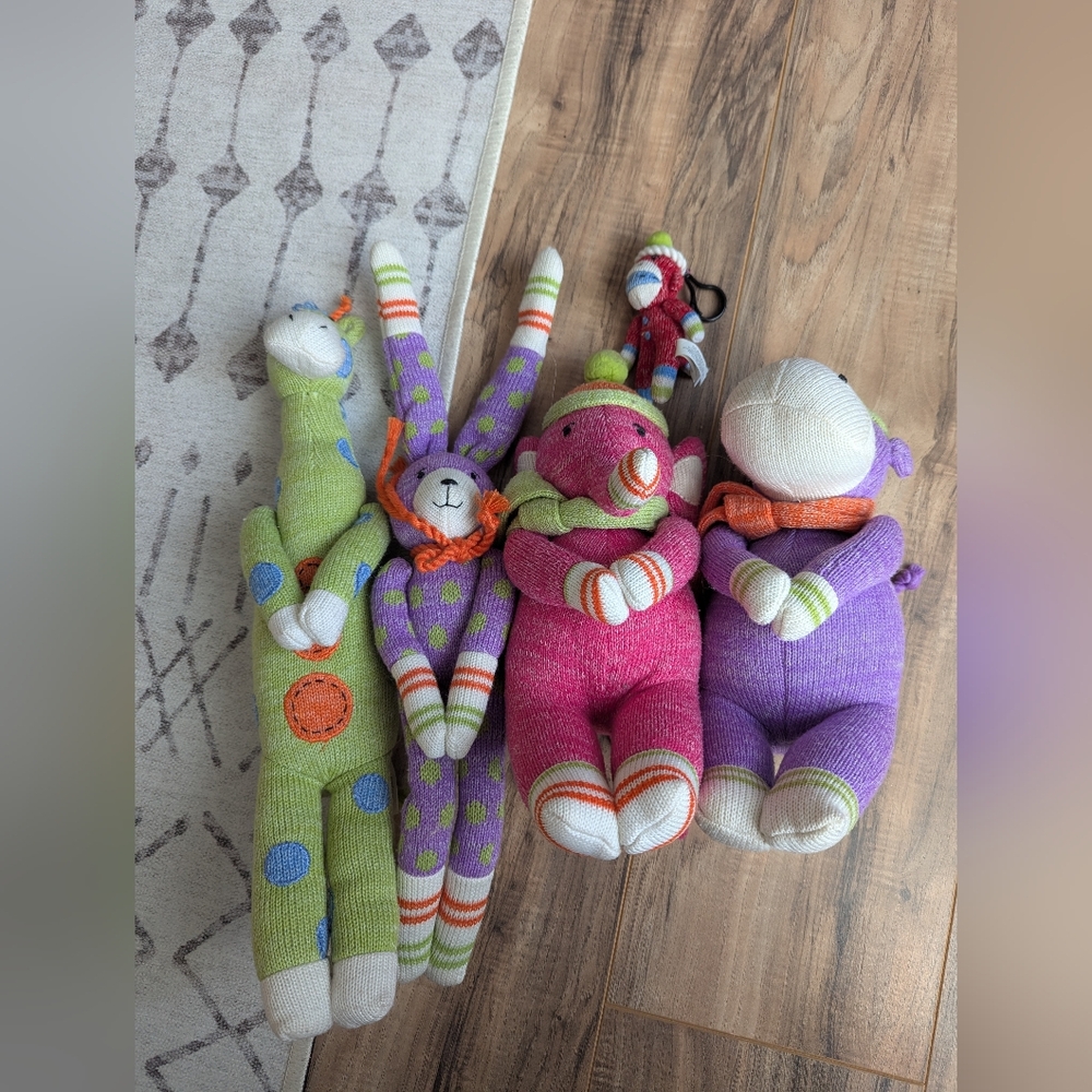 Seasons Of Cannon Falls Bundle Of Stuffed Animals With Magnetic Hands/Feet